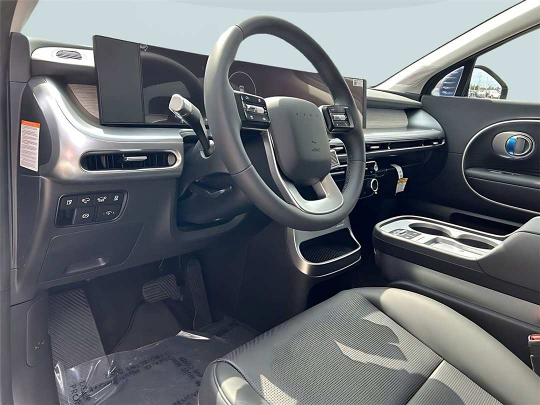 2026 Hyundai Ioniq 9 SEL - Image 12