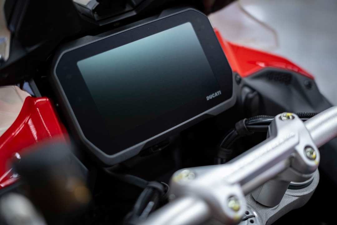 2024 Ducati Multistrada V4 S Travel & Radar Spoked Wheels - Image 8