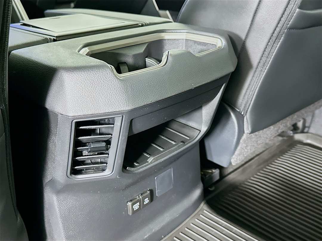 2023 Toyota Tundra Limited - Image 26