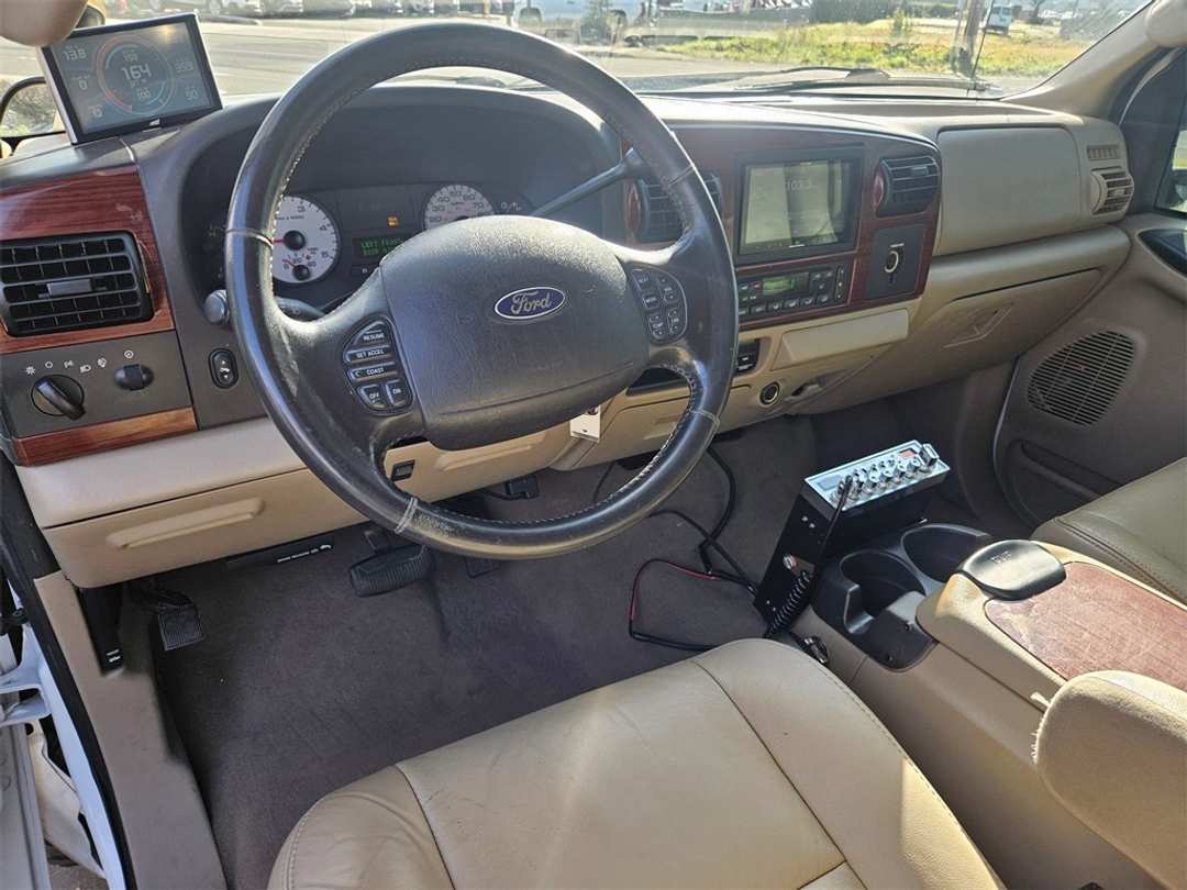 2006 Ford F-250Sd Lariat - Image 14