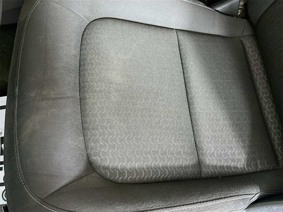 2015 GMC Canyon SLE1 - Image 19