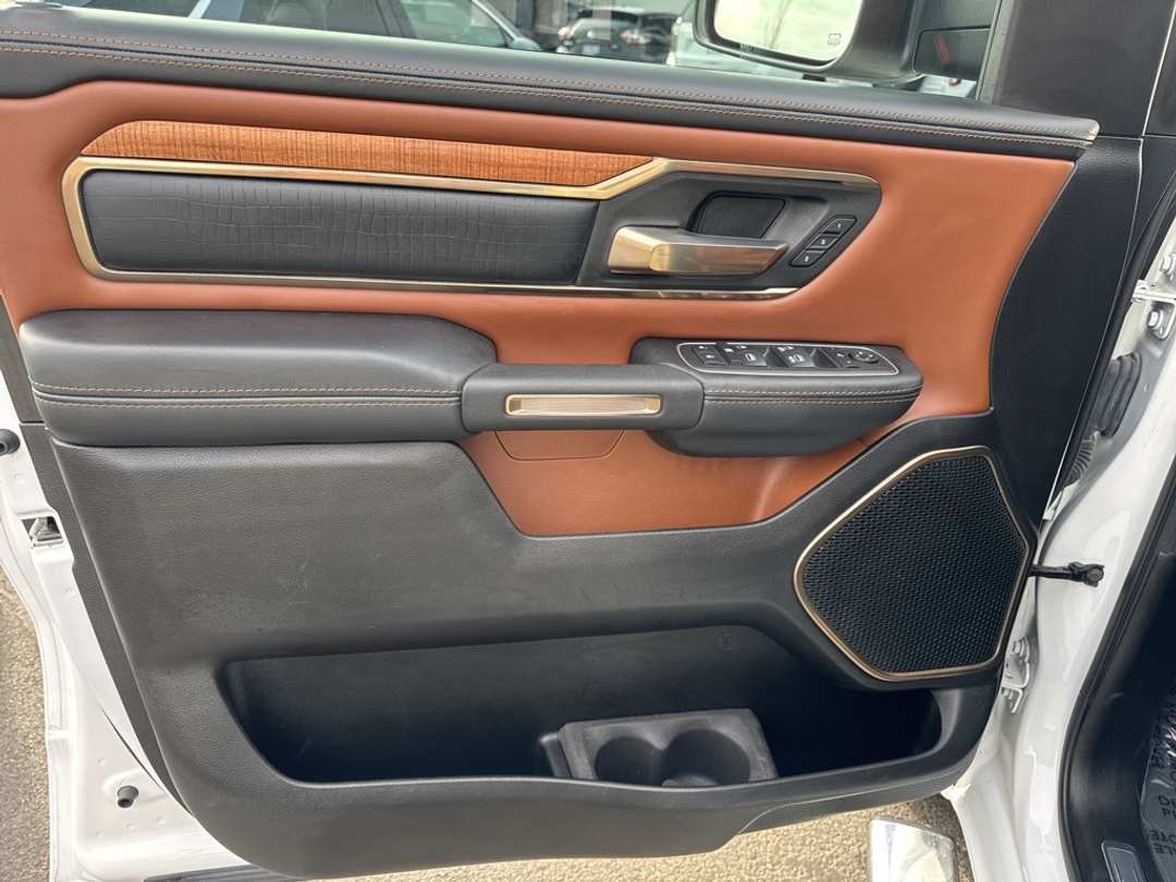 2022 Ram 1500 Laramie Longhorn - Image 16