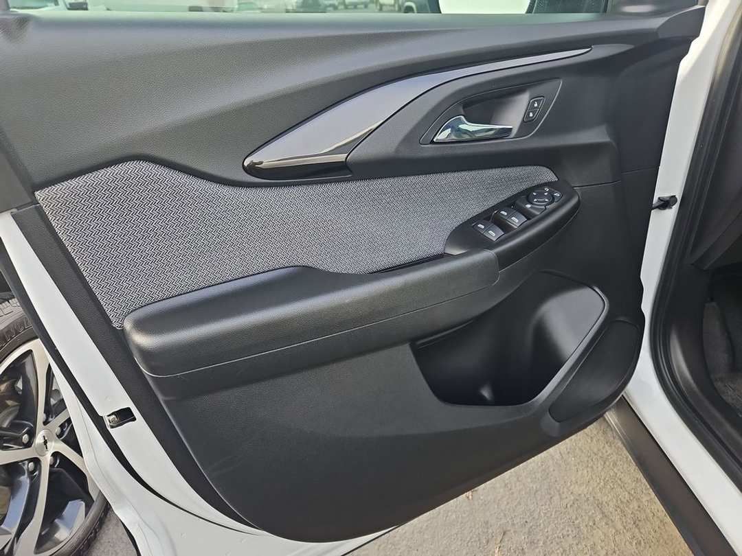 2021 Chevrolet Trailblazer LT - Image 10