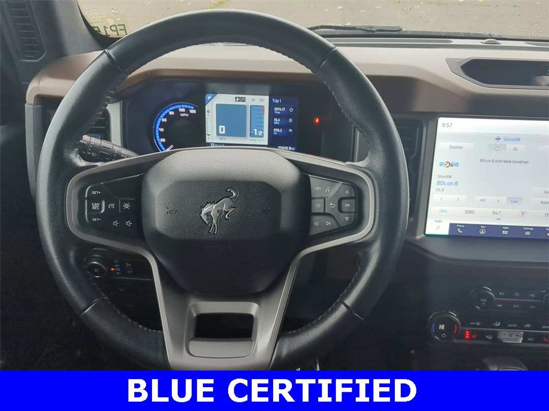 2023 Ford Bronco Outer Banks - Image 13