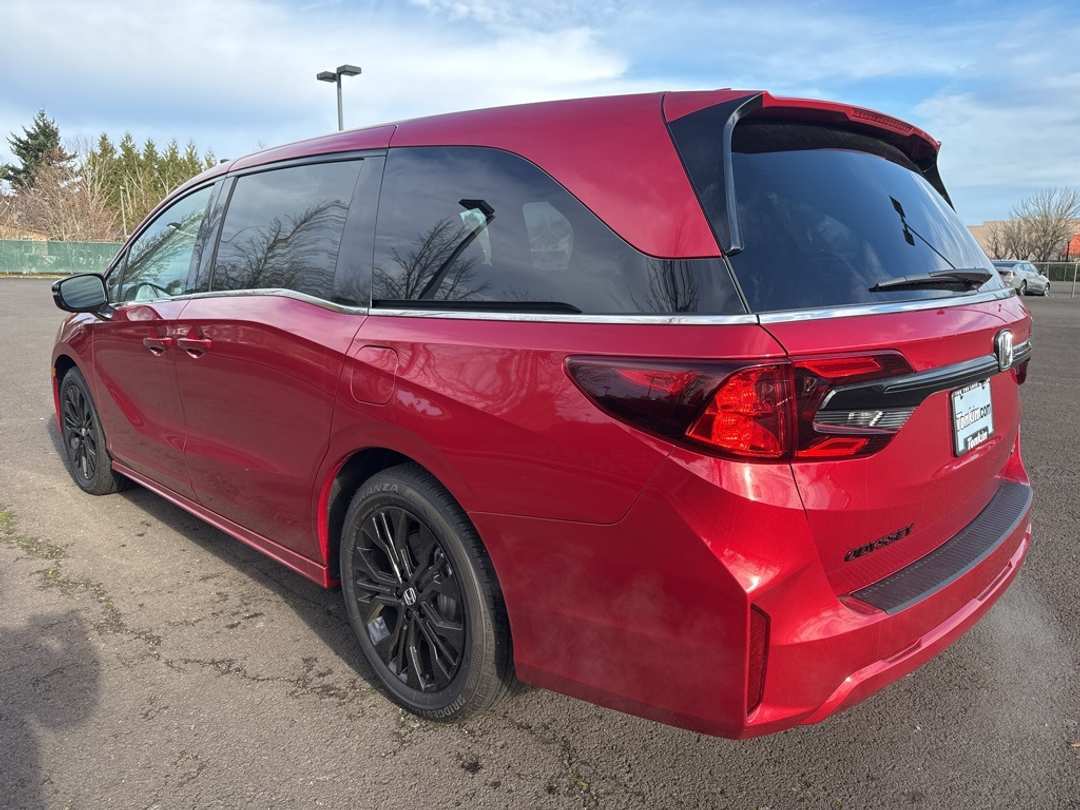 2026 Honda Odyssey SportL - Image 5