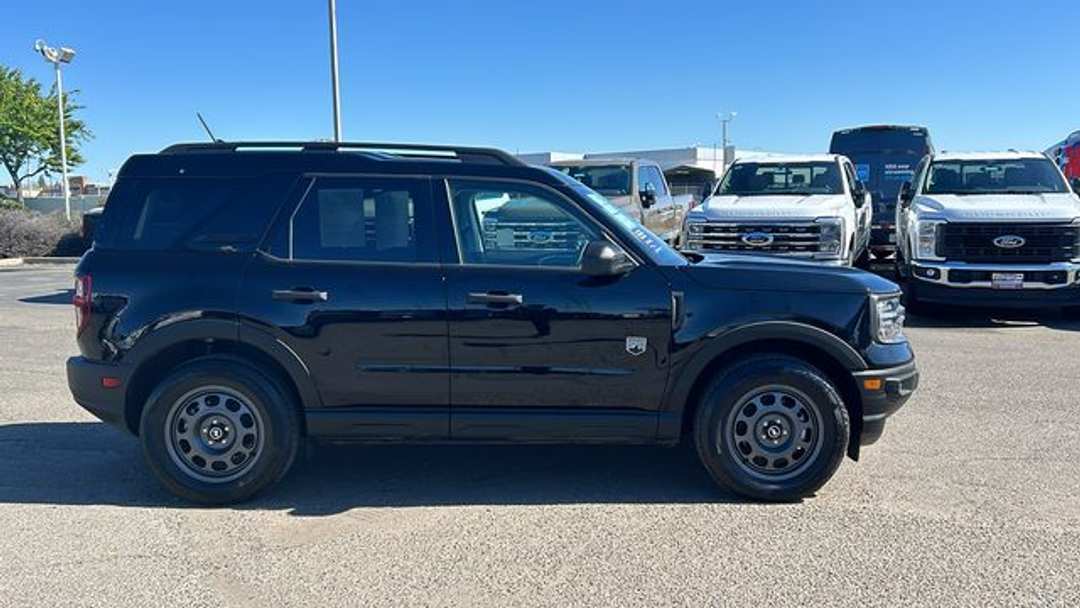 2023 Ford Bronco Sport Big Bend - Image 2