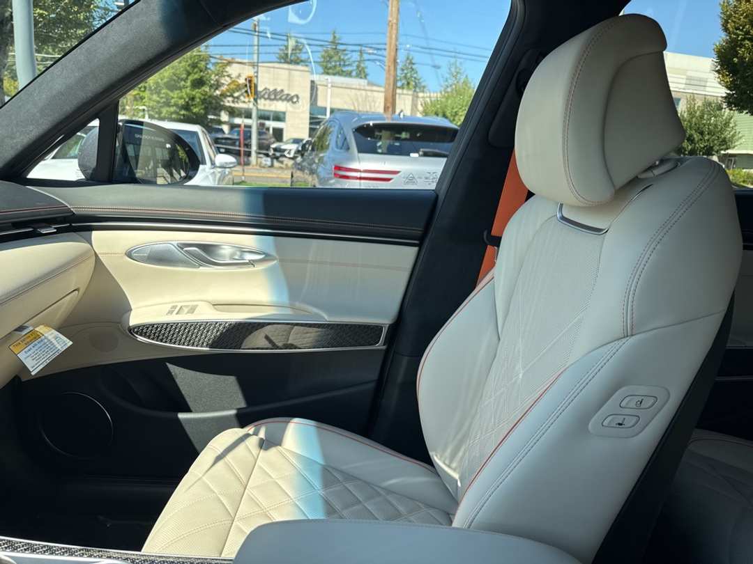 2026 Genesis Gv70 3.5T Sport Prestige - Image 32