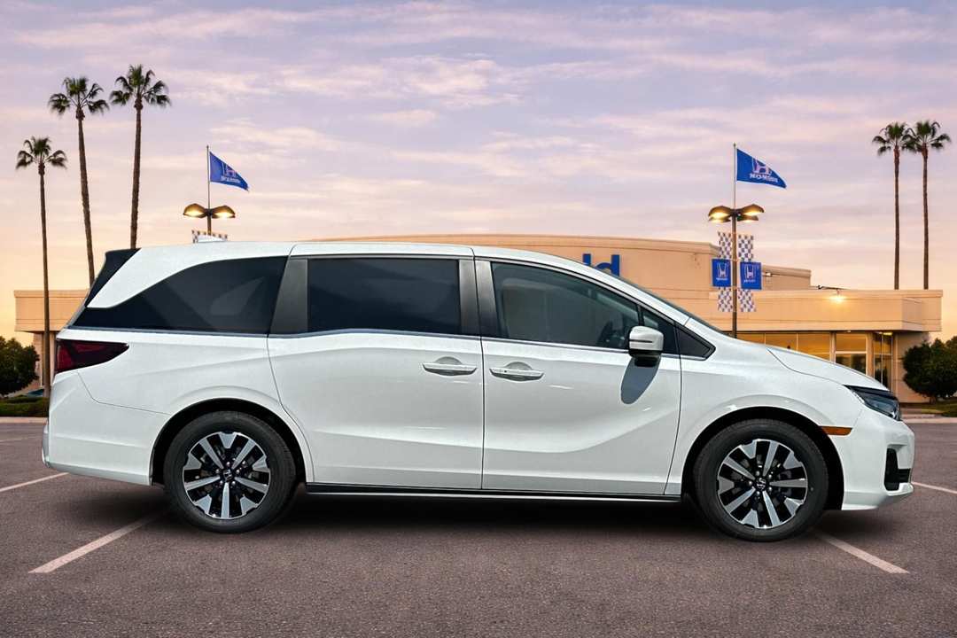2026 Honda Odyssey EXL - Image 3