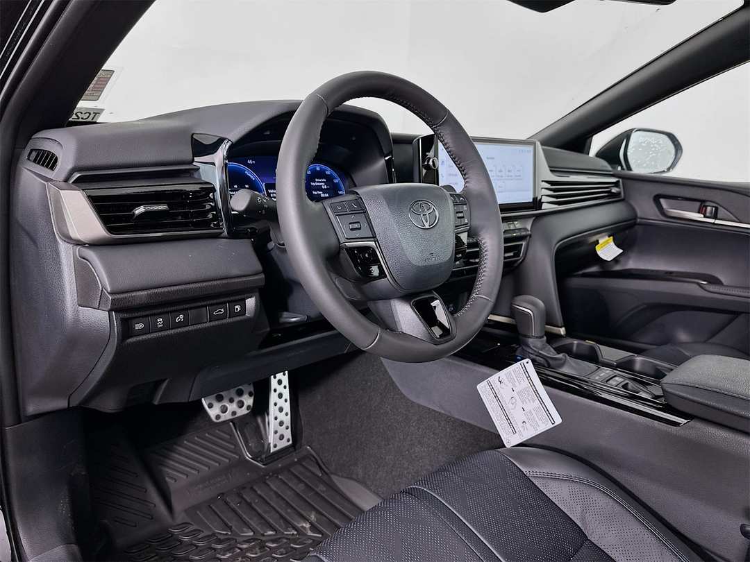 2026 Toyota Camry XSE - Image 9