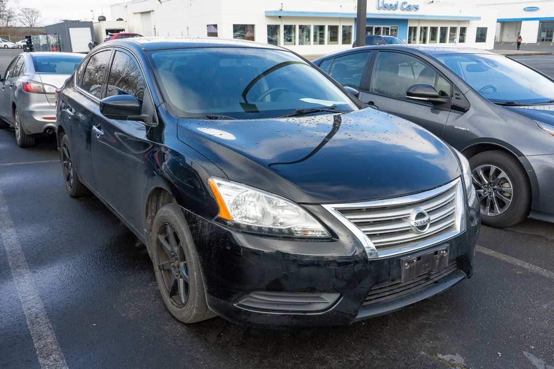 2014 Nissan Sentra SV - Image 3