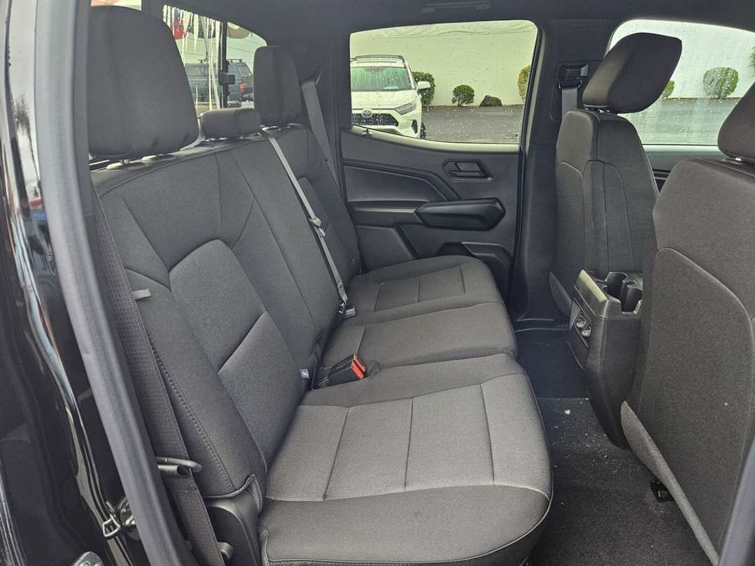 2026 Chevrolet Colorado Trail Boss - Image 36