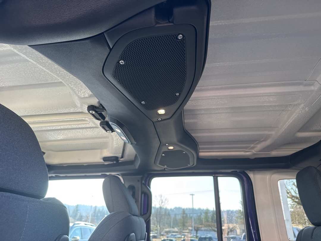 2026 Jeep Wrangler Rubicon - Image 24