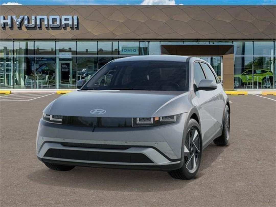 2026 Hyundai Ioniq 5 SEL - Image 6