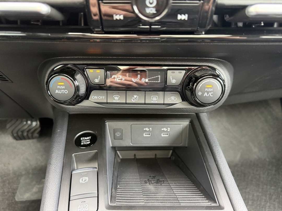 2026 Nissan Kicks SV - Image 23