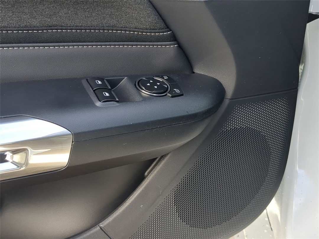 2026 Ford Mustang EcoBoost - Image 11