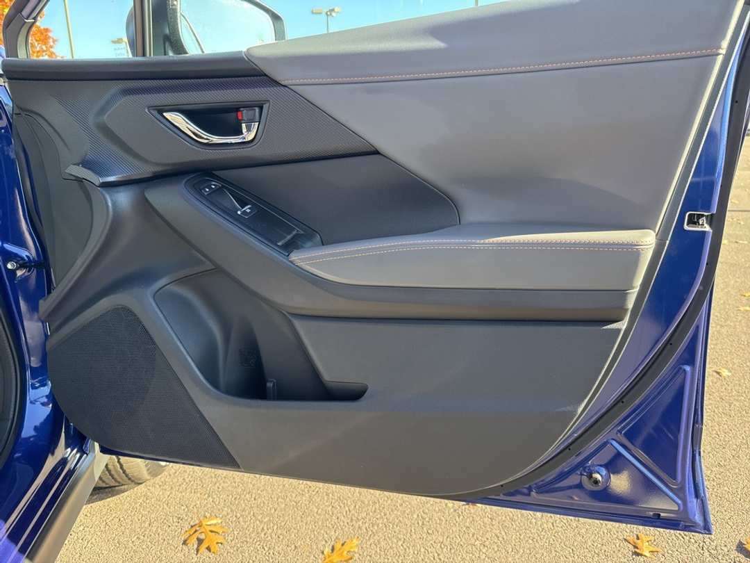 2025 Subaru Crosstrek Limited - Image 28