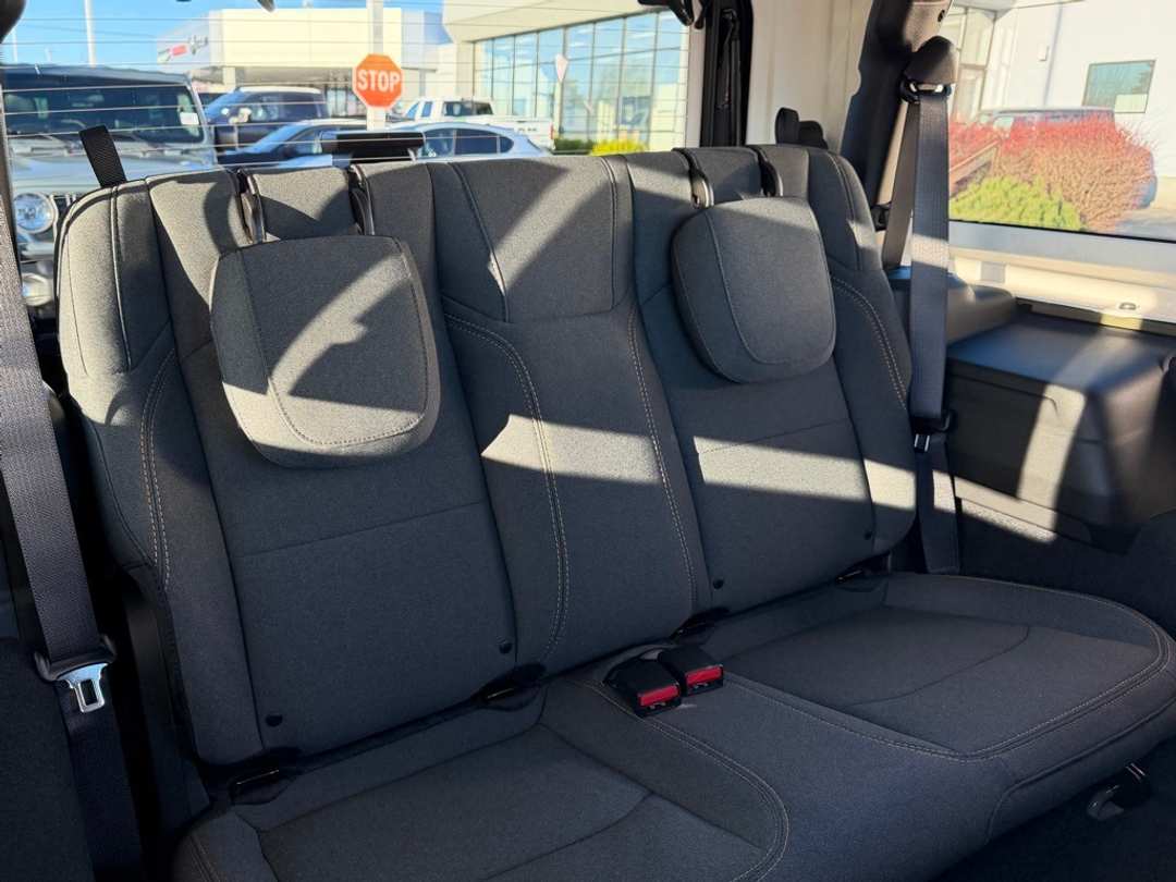 2026 Jeep Wrangler Sport - Image 28