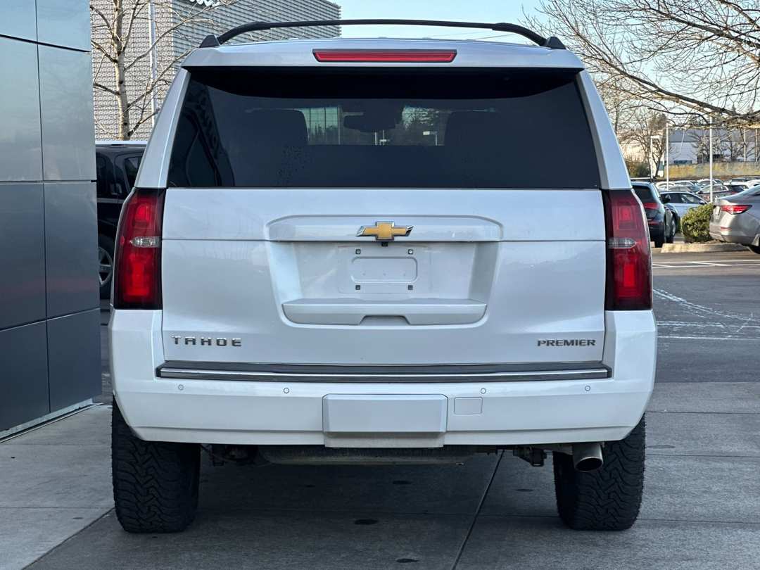 2019 Chevrolet Tahoe Premier - Image 4