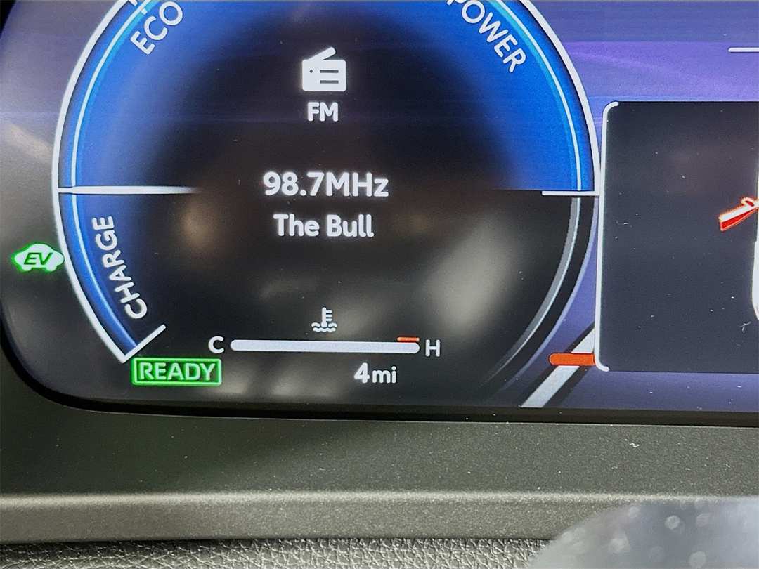 2025 Toyota Crown Signia Limited - Image 12