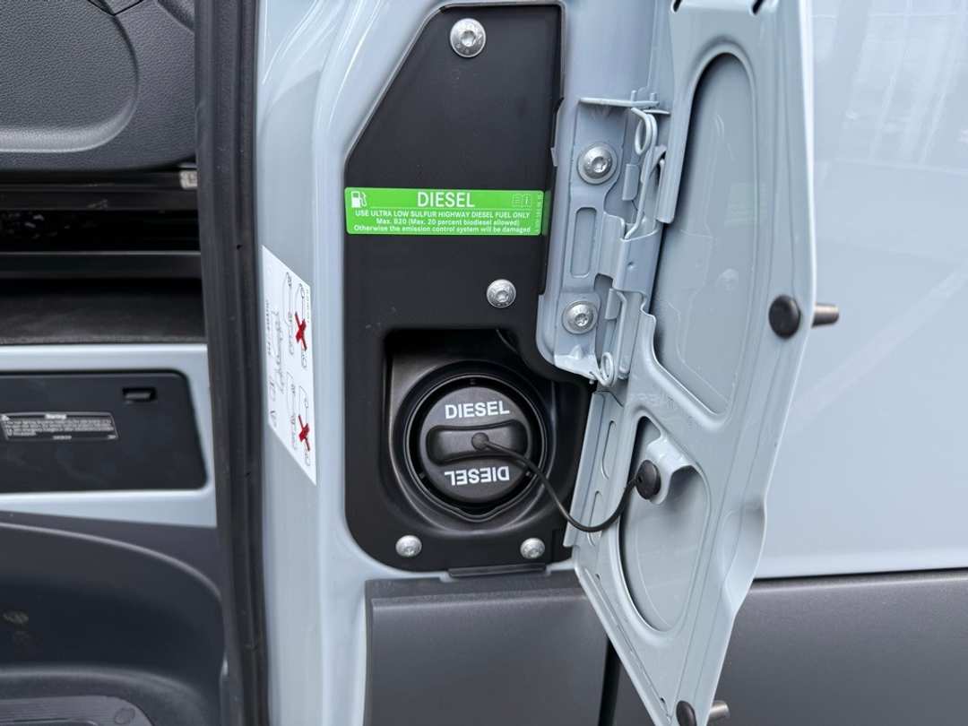 2025 Mercedes-Benz Sprinter 2500 Cargo 144 WB - Image 19