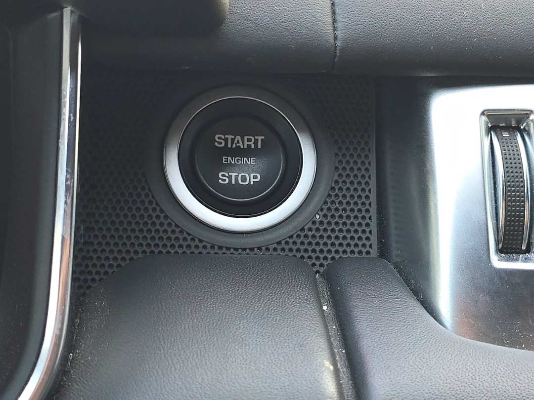 2018 Land Rover Range Rover Sport HSE Dynamic - Image 22