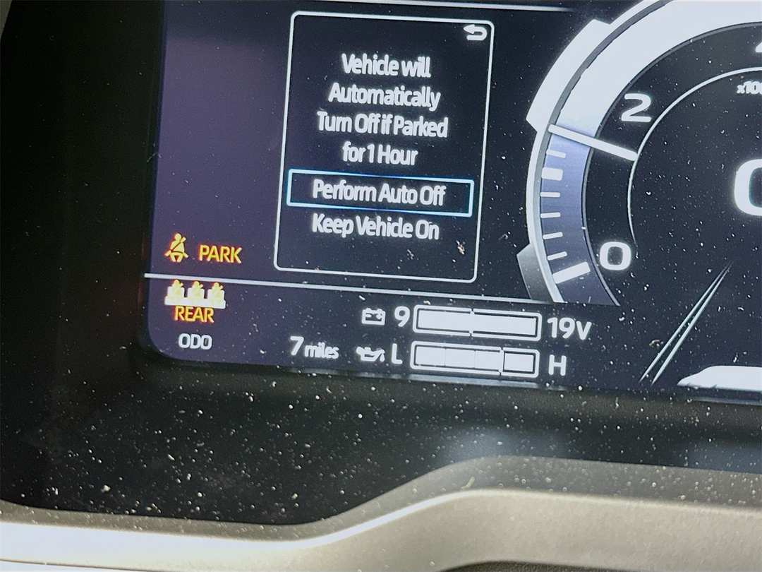 2026 Toyota Tundra Limited - Image 12