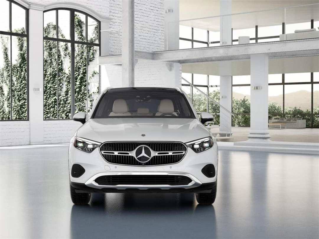 2026 Mercedes-Benz GLC GLC 300 - Image 7