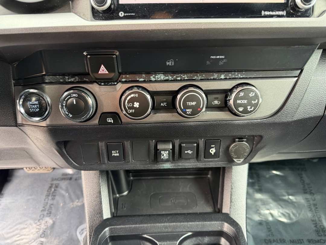 2020 Toyota Tacoma TRD Sport - Image 24