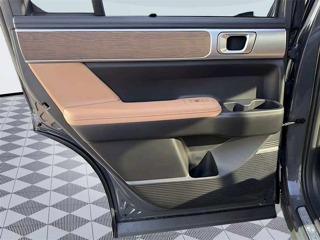 2026 Hyundai Santa Fe Calligraphy - Image 31