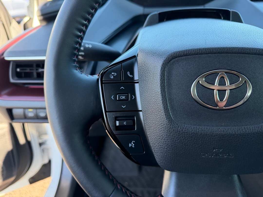 2024 Toyota Prius Prime XSE - Image 17