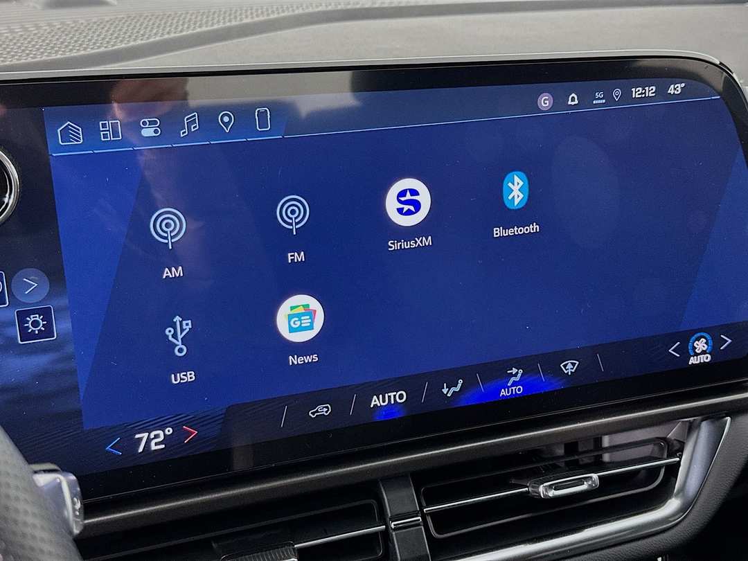 2026 Chevrolet Equinox Ev LT - Image 15