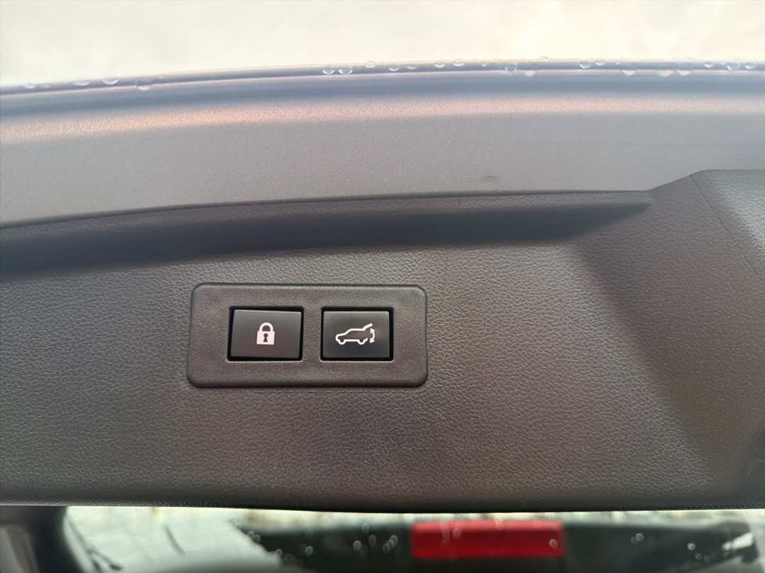 2020 Subaru Outback Limited - Image 21