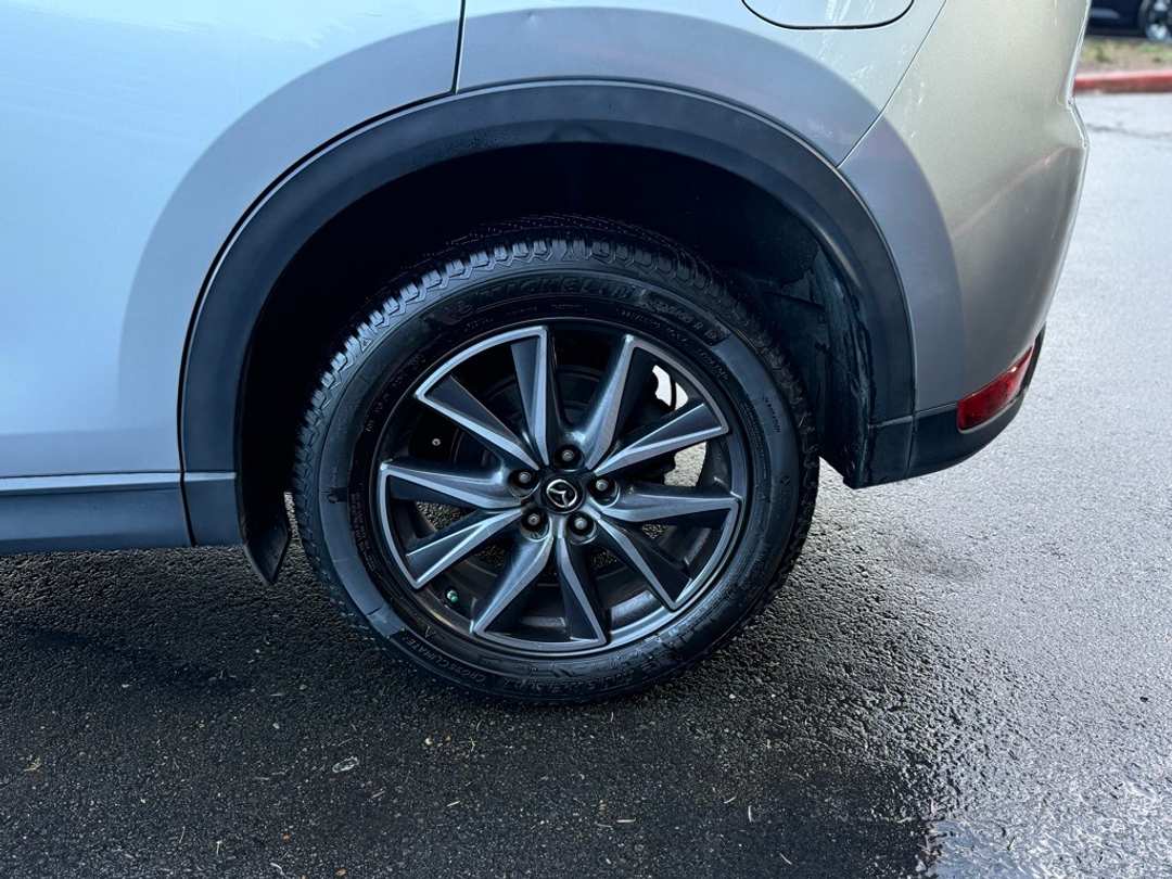 2018 MAZDA CX-5 Touring - Image 20