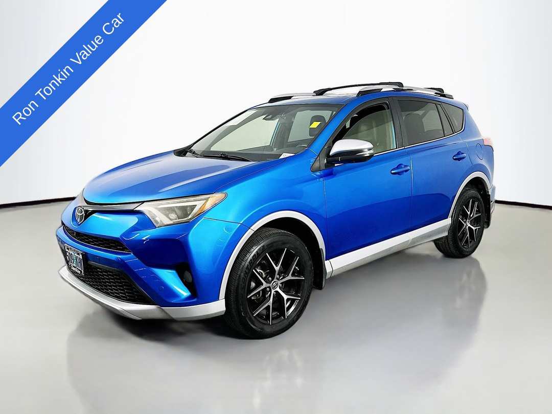2016 Toyota Rav4 SE - Image 4
