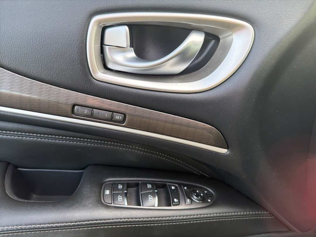 2018 INFINITI Qx60 Base - Image 12