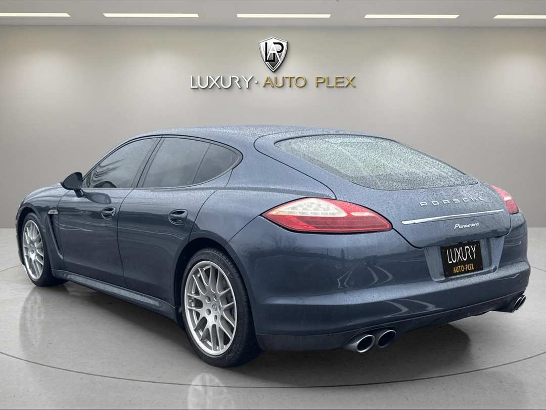 2012 Porsche Panamera SUPER LOW MILES ONLY 55,000 LOADED - Image 3