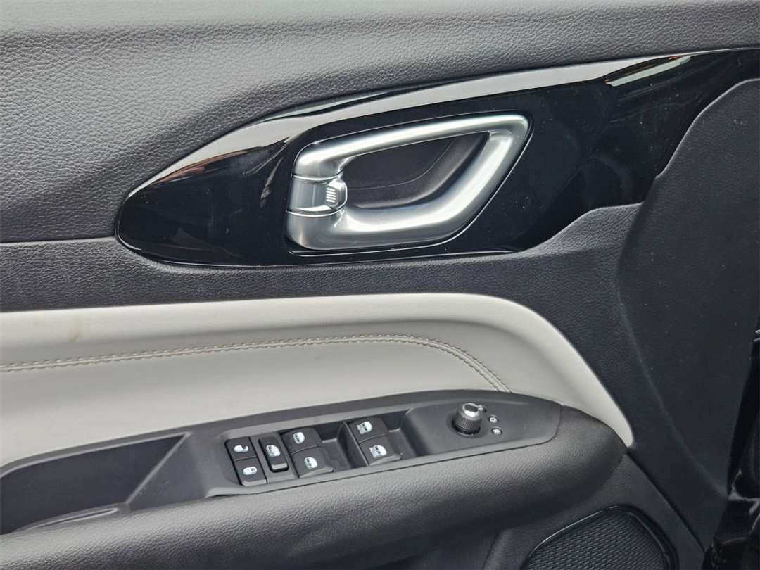 2026 Jeep Compass Limited - Image 11