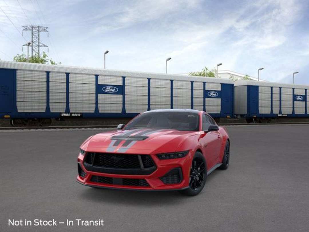 2026 Ford Mustang GT - Image 2