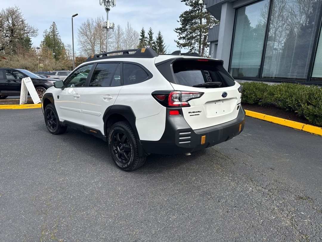 2025 Subaru Outback Wilderness - Image 3