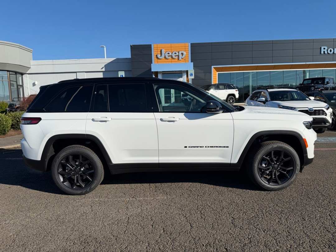 2025 Jeep Grand Cherokee Limited - Image 9