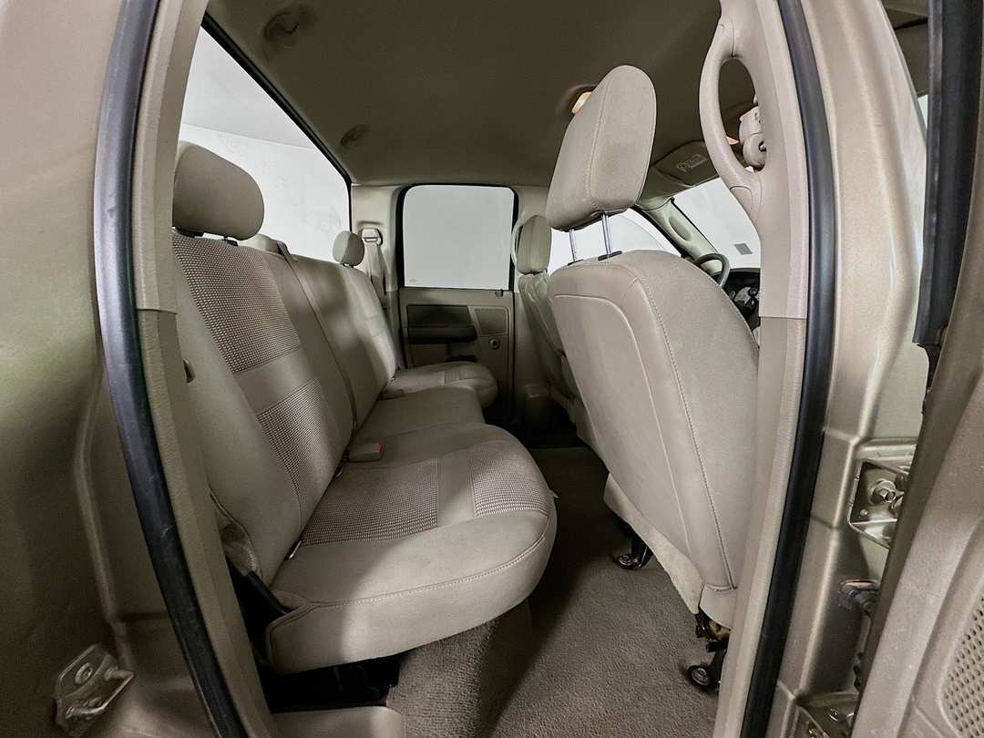 2007 Dodge Ram 2500 SLT - Image 25