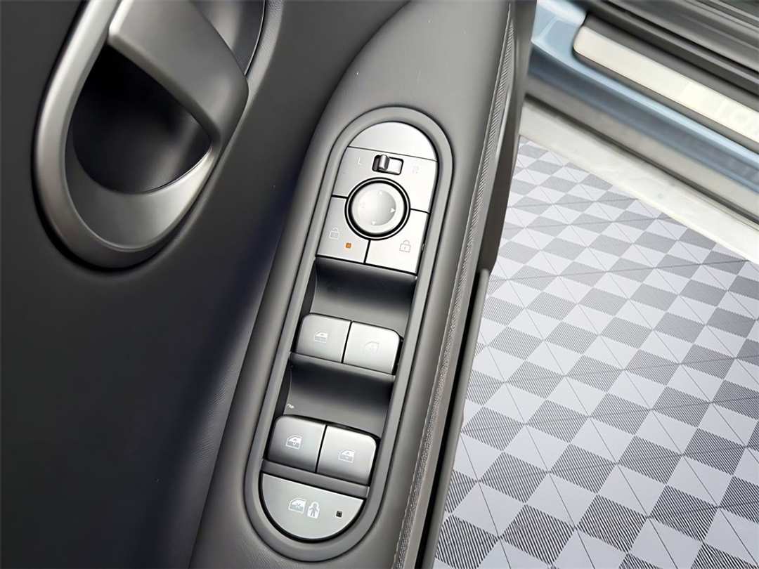 2026 Hyundai Ioniq 5 Limited - Image 12