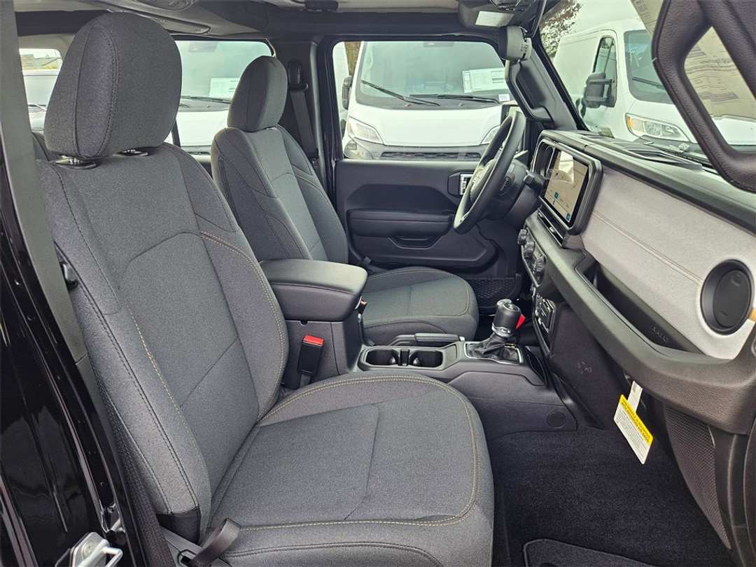 2026 Jeep Wrangler Sport - Image 34