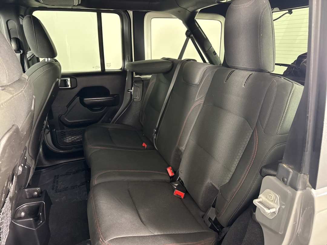 2018 Jeep Wrangler Unlimited Rubicon - Image 25