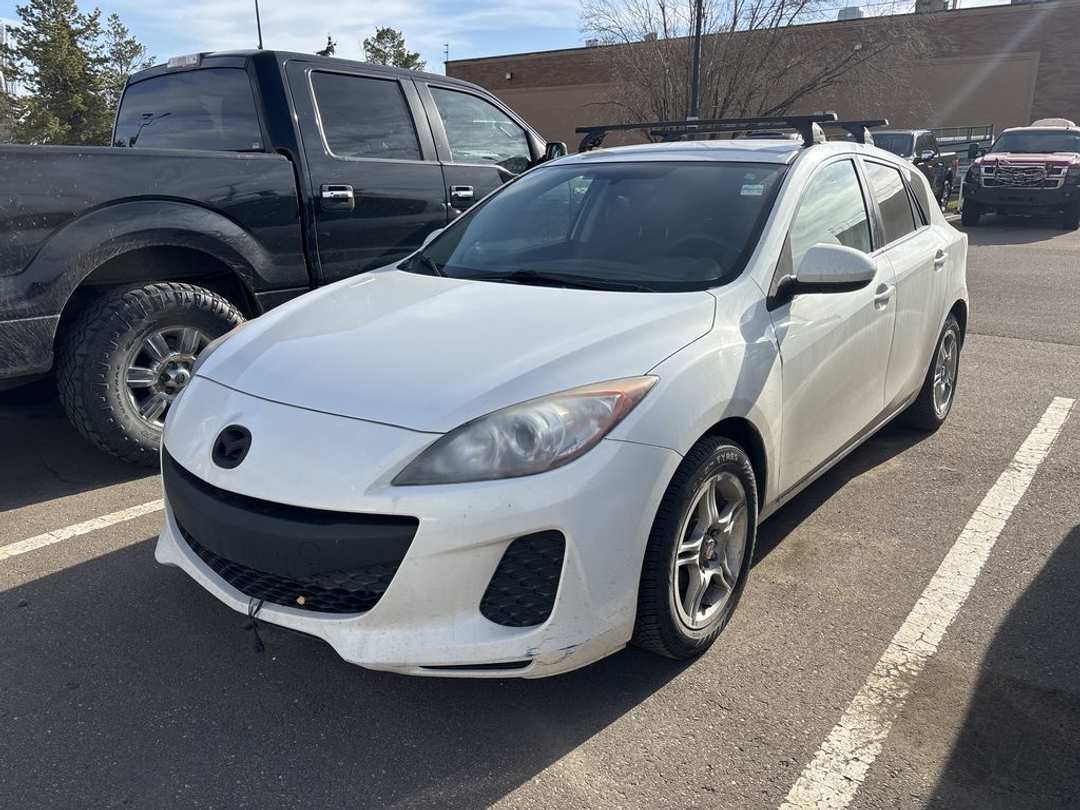 2013 MAZDA Mazda3 GX - Image 2
