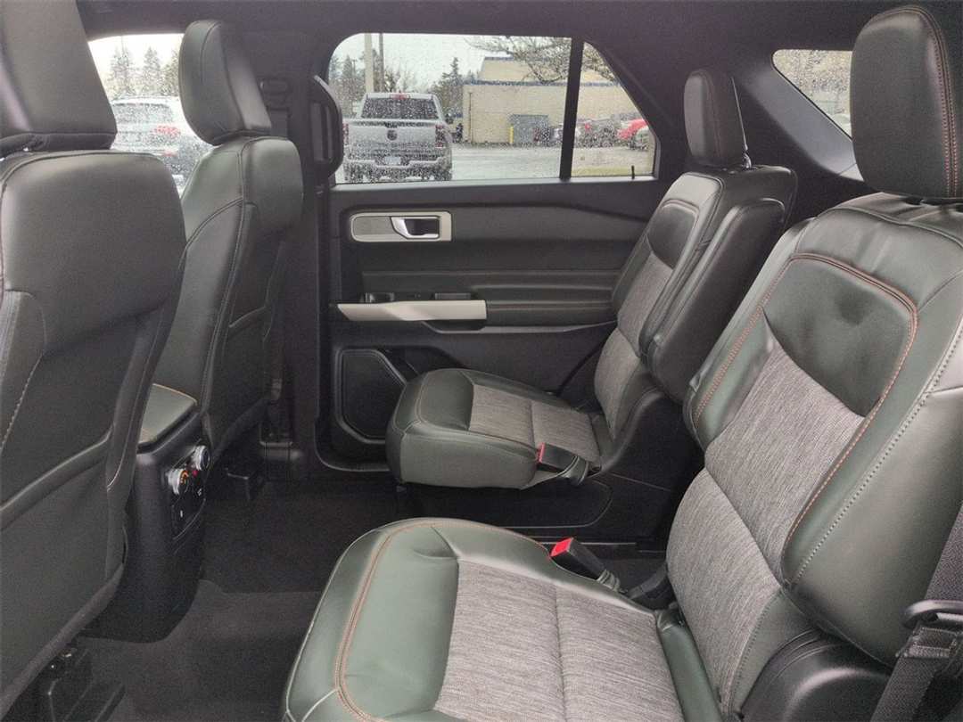 2022 Ford Explorer Timberline - Image 26