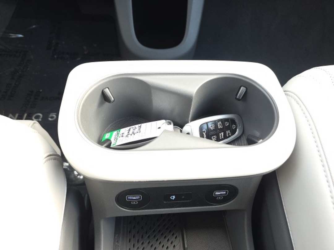 2022 Hyundai Ioniq 5 Limited - Image 21