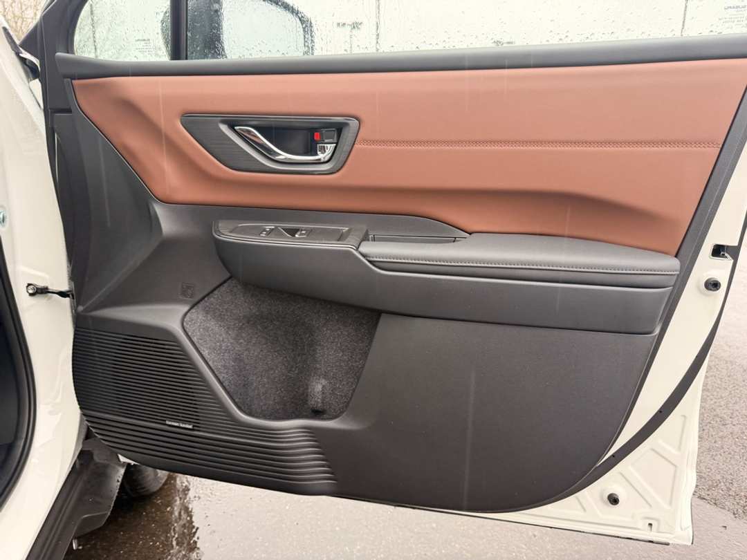 2026 Subaru Outback Touring - Image 28