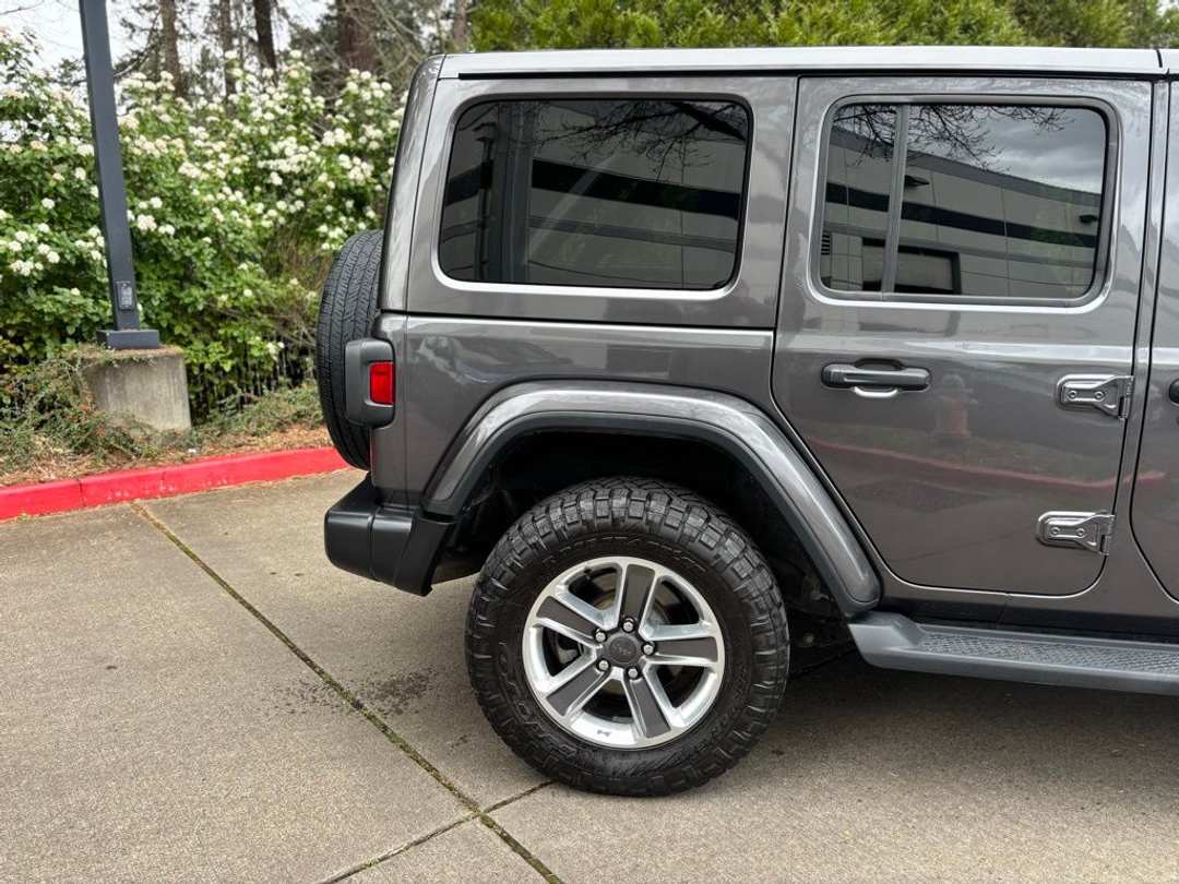 2021 Jeep Wrangler Unlimited Sahara - Image 3