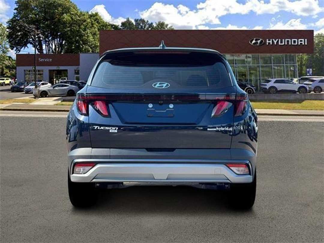 2026 Hyundai Tucson Blue SE - Image 6